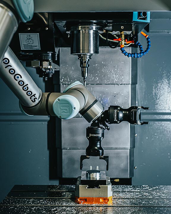 Hurco Job Shop CNC Automation with ProCobots